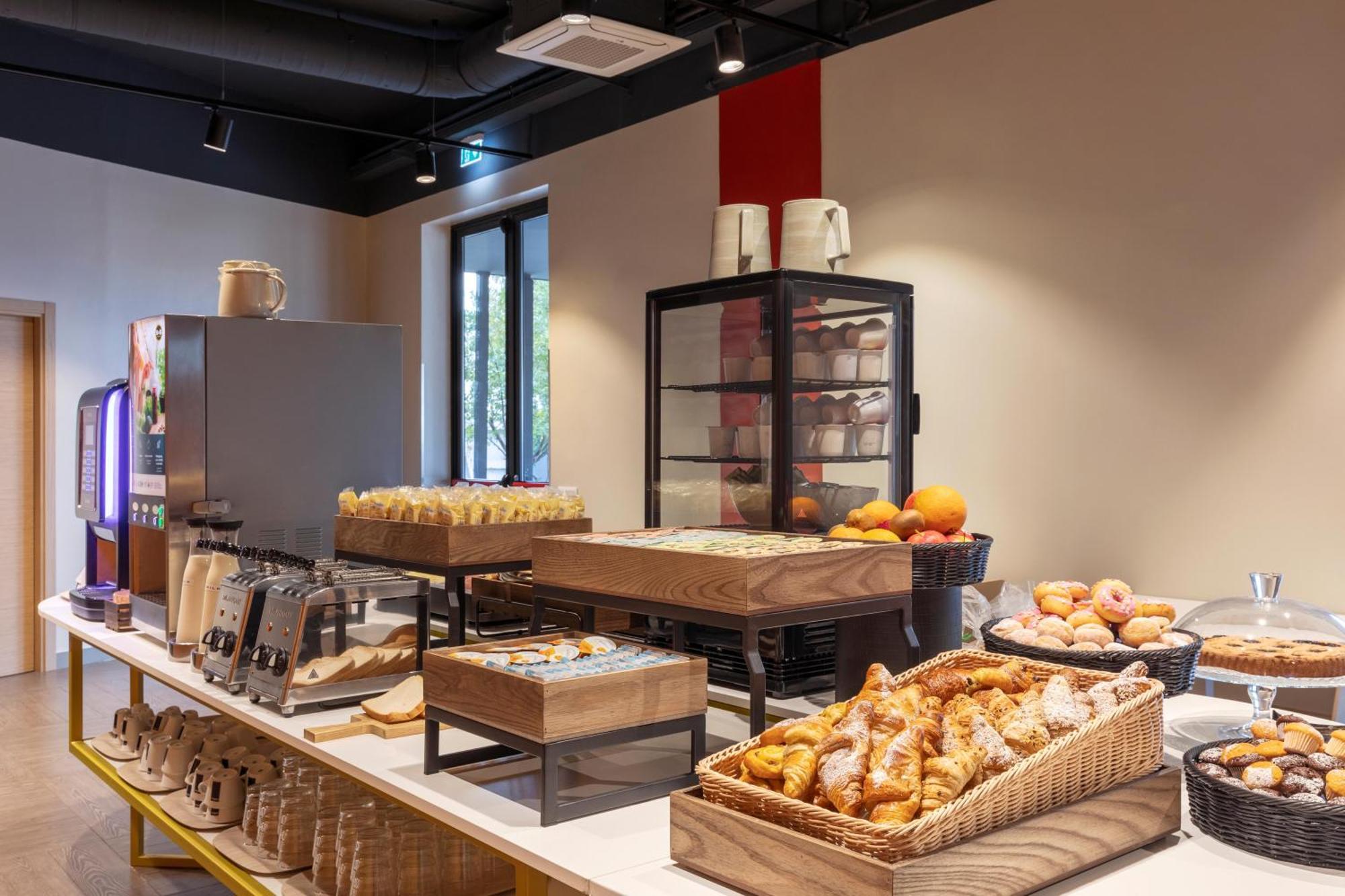 B&B Hotel Pomezia Roma Zewnętrze zdjęcie