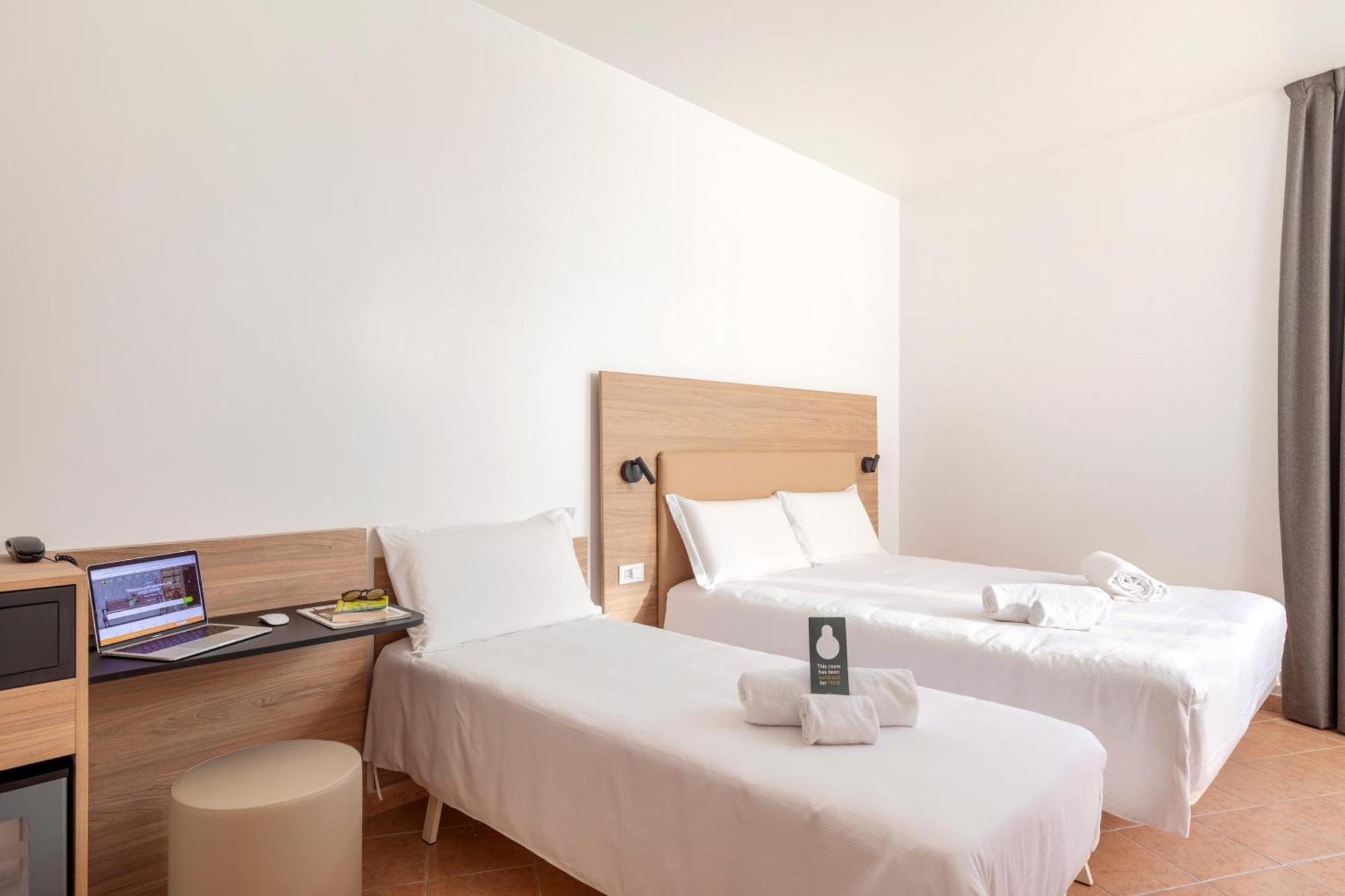B&B Hotel Pomezia Roma Zewnętrze zdjęcie