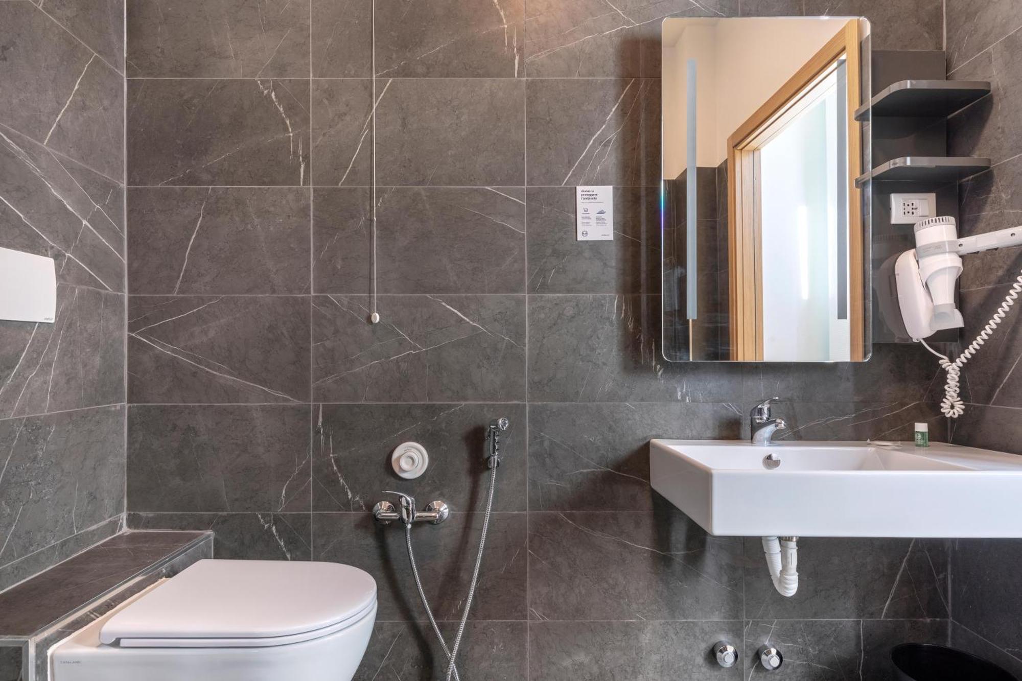 B&B Hotel Pomezia Roma Zewnętrze zdjęcie